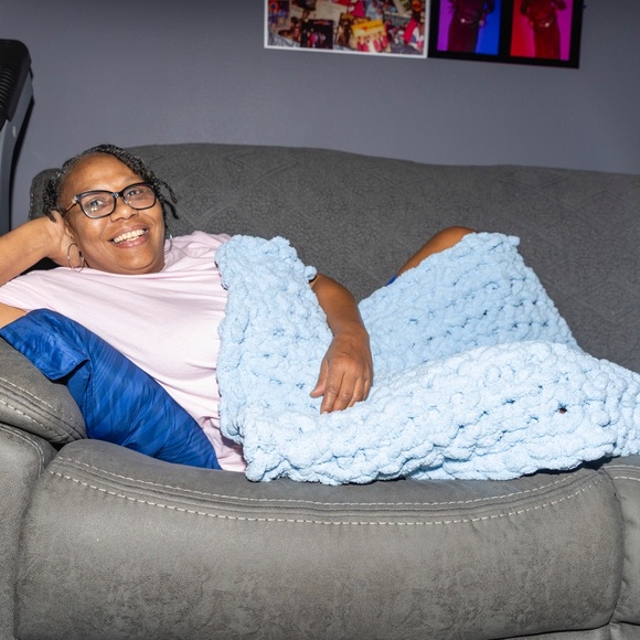 Chain Stitch Chunky Knit Blanket- Handmade Cozy Throw